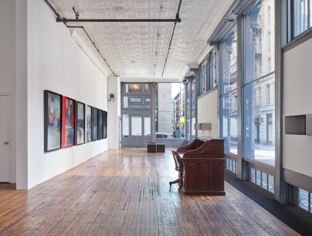 JuddFoundation_LarryBell_01